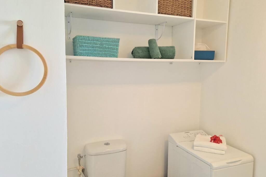 Le Touloublue - Tres Bel Appartement Face A La Mer Sainte-Anne  Eksteriør bilde